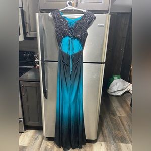 Beautiful grad/prom dress